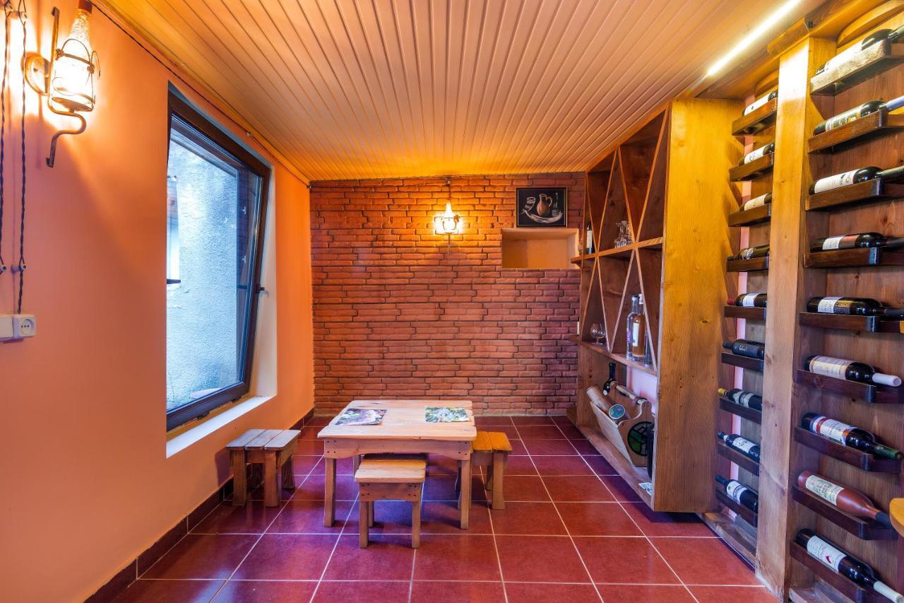 Salomes Apartment Tuti Borjomi Exteriör bild
